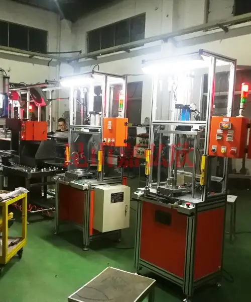 南京电动叉车驱动箱柔性装配生产线